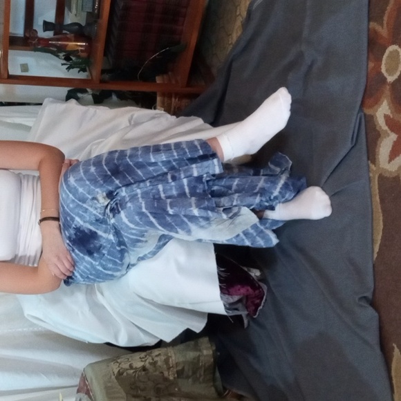 Earthbound flare pants size s - Picture 2 of 3